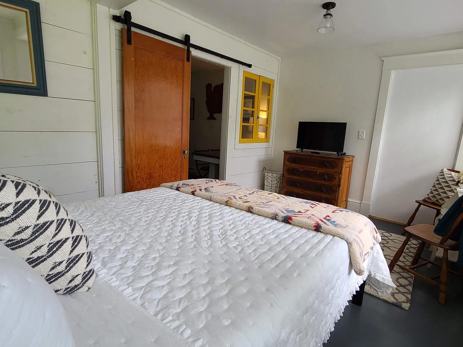 Studio, 400 sqft, $1,200 — Photo 2