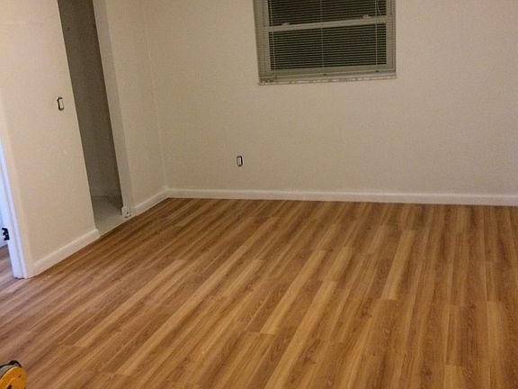 4th image of 253 Beechwood Ln