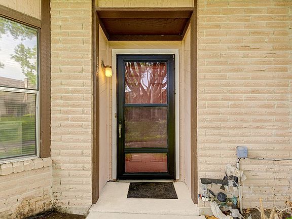 3rd image of 12500 Brookglade Cir Unit 181