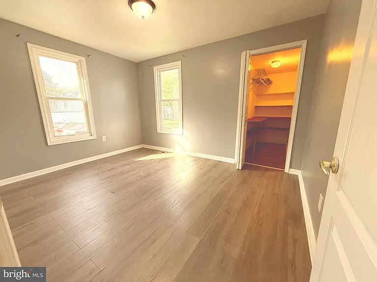 733 N Lenola Rd — Photo 9