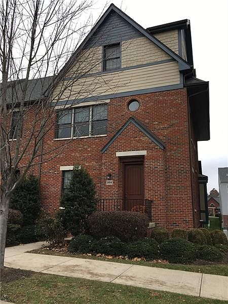 1st image of 204 Linehan Pl