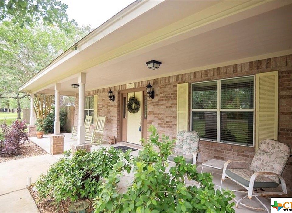 7901 Old Highway Rd, Inez, TX 77968 Zillow