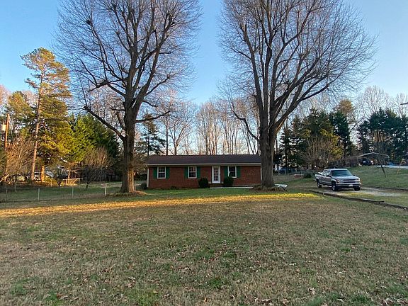 Beautiful Pinoak trees !!