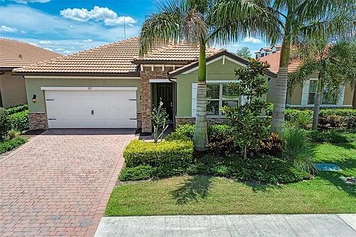 219 Maraviya Blvd Photo 1