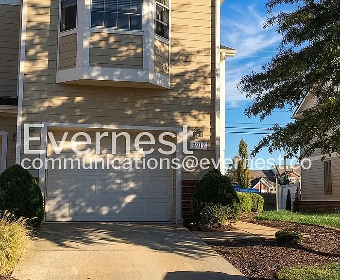 3917 Cannonsgate Ln — Photo 2