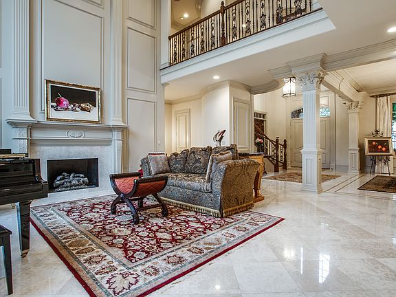 5th image of 5705 Woodmont Ct