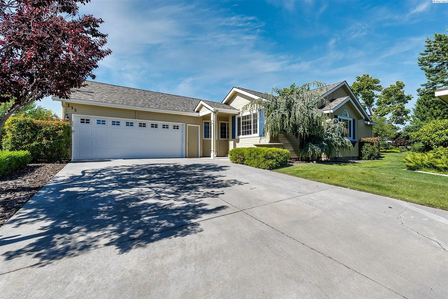 135 Camargo Ln photo 1