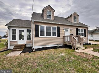 916 Forest St, Dover, DE 19904