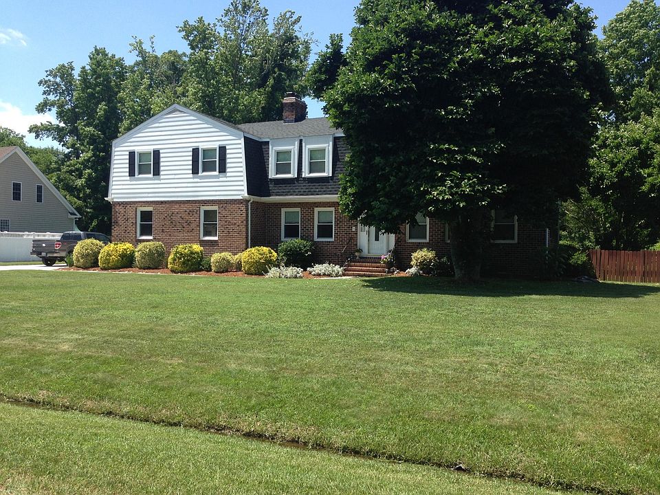 Front yard 