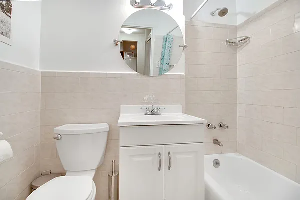 Sold by Rossi Living | media 13