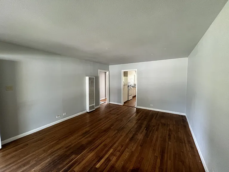 233 Arvin Dr — Photo 4