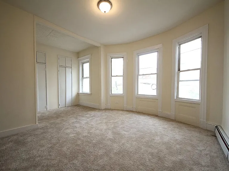 31 Van Nostrand Ave #A — Photo 9