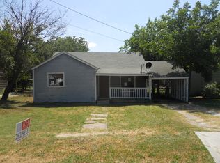 1707 4th St, Brownwood, TX 76801
