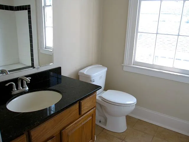 918 Jackson Ave #918 — Photo 12