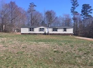 5027 Park Creek Dr, Mount Holly, NC