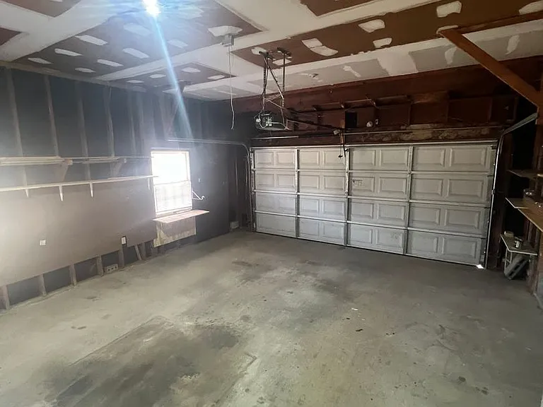 2810 Tavern Rd — Photo 8