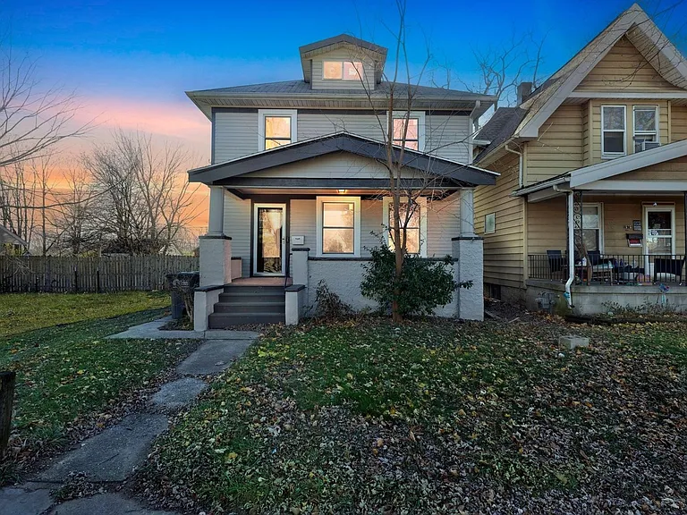 1573 Jermain Dr — Photo 1