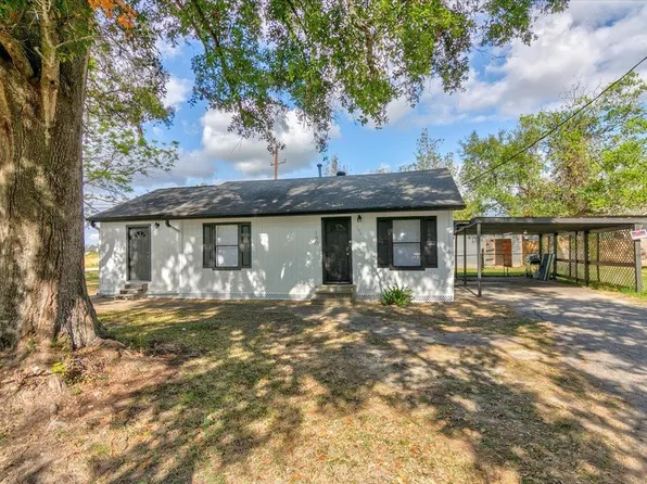 190 Mann St, Bridge City, TX 77611