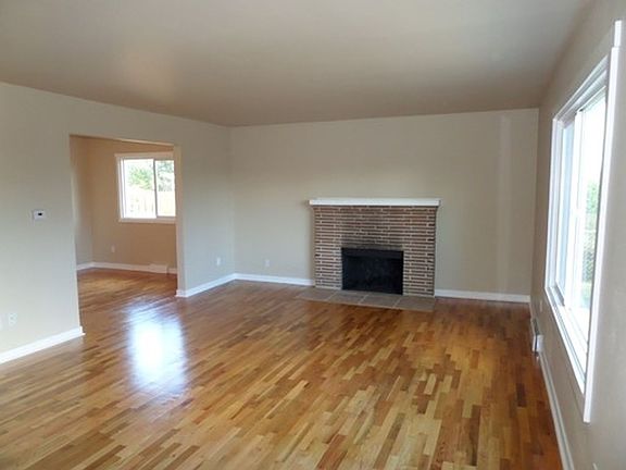 5th image of 2102 N Ferdinand St
