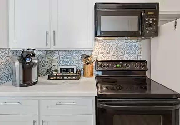 5th image of 12500 Melville Dr APT 335D
