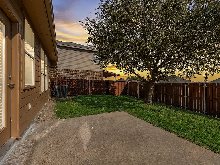 2508 Pioneer Bluffs Rd — Photo 9