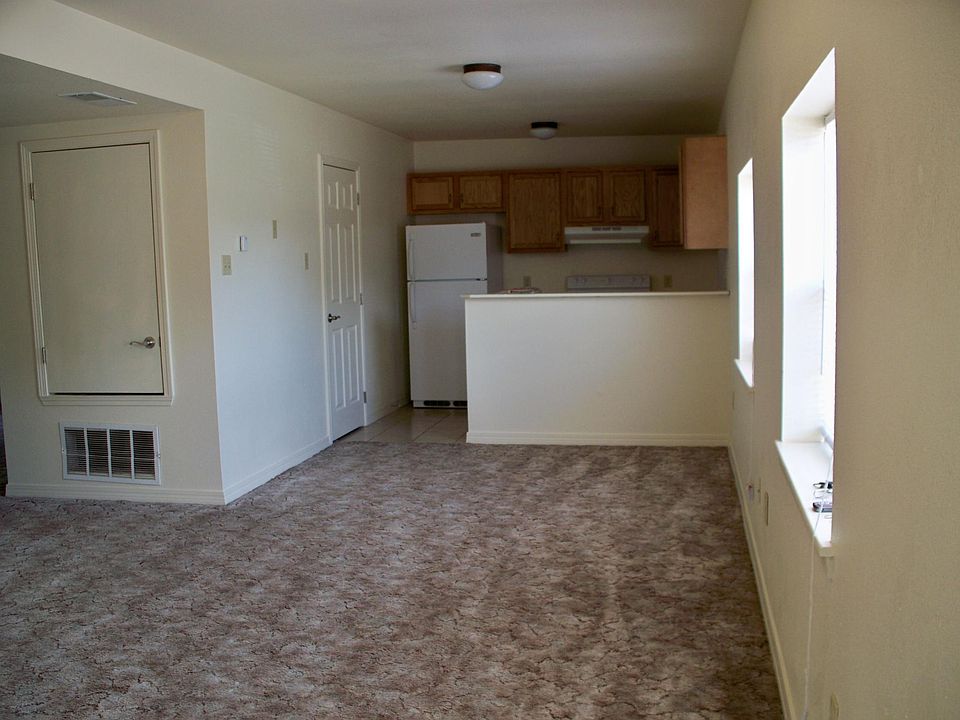 1st image of 116 Diane Dr #B