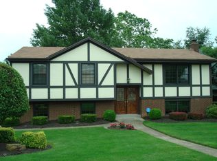 101 Deangelo Dr, Pittsburgh, PA 15209