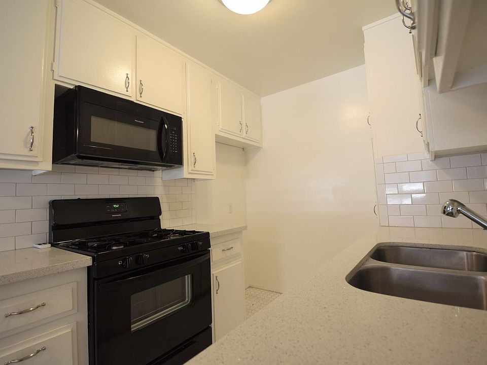 10745 Apartment Rentals North Hollywood, CA Zillow