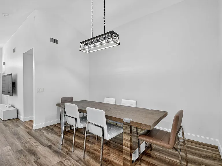 1891 Oak Berry Cir — Photo 11