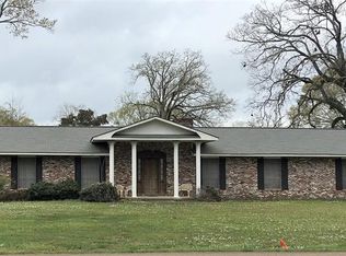 1017 N Jackson St, Brookhaven, MS 39601