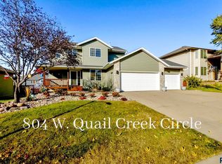 804 W Quail Creek Cir, Sioux Falls, SD 57108