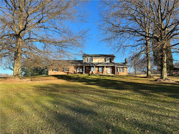 532 W Sunbury Rd, Butler, PA 16001