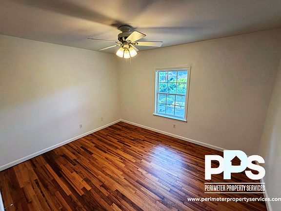 5th image of 615 Boulevard Se #11