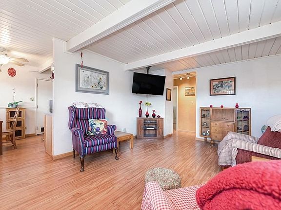 3rd image of 509 Poplar Ave