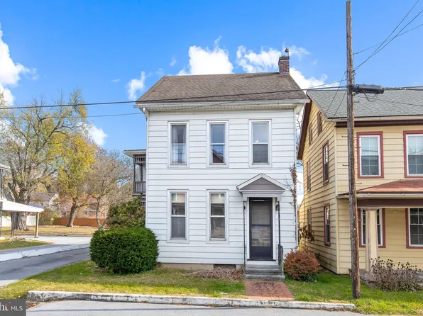 200 S Lancaster Ave, Newmanstown, PA 17073