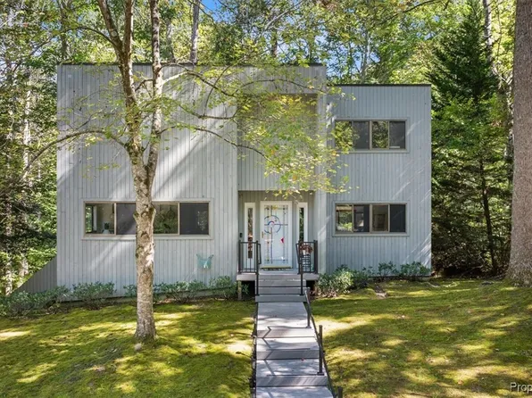 102 Allendale Pl, Williamsburg, VA 23185