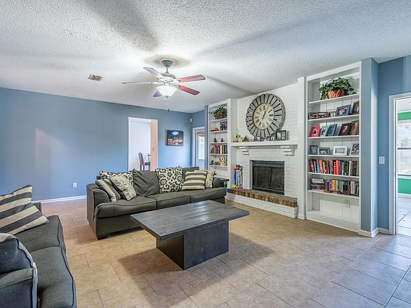4th image of 3349 Cormorant Cove Dr