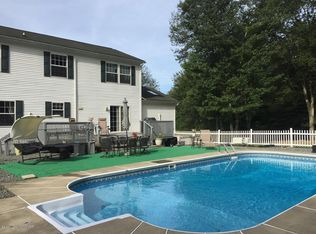 Chicopee Rd, Damascus, PA 18415