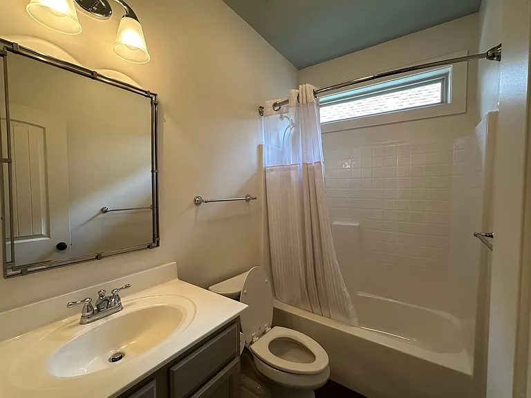 358 Kingston Cir — Photo 17