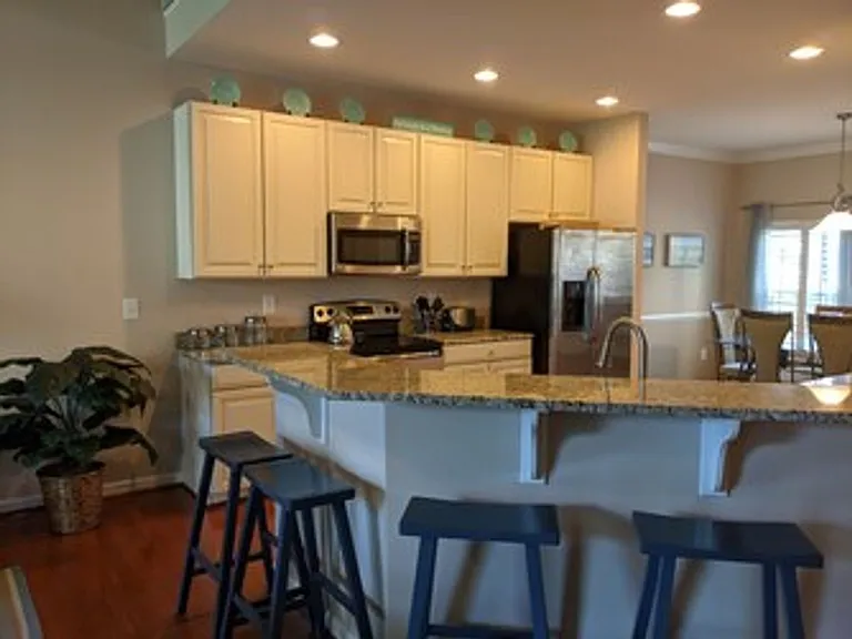 37024 Fairway Dr — Photo 6