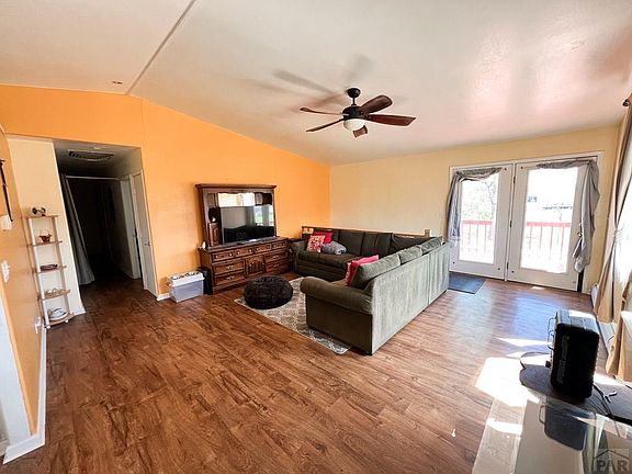 3rd image of 4336 Chaffee Dr