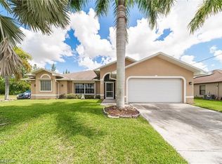 341 SW 23rd Ter, Cape Coral, FL 33991