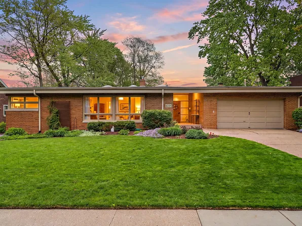 6225 Moraine Ave, Hammond, IN 46324