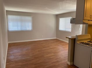 22411 Del Valle St #12, Woodland Hills, CA 91364