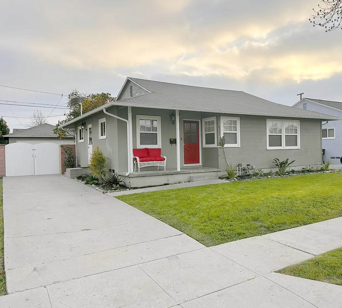 Building Photo - 4042 W 175th St