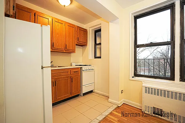 Rented by Norman Raindel, LREB | media 12