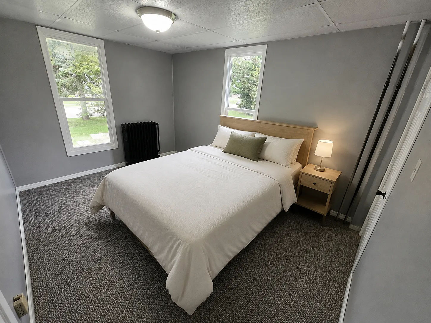 3 bed, 1.5 bath, $1,200 — Photo 3