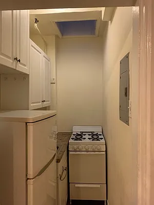 Rented by Prince Real Estate Associates LLC | media 16