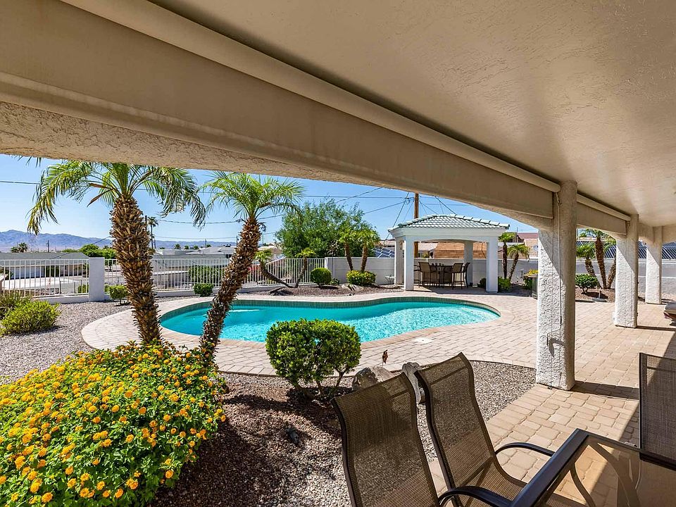 1st image of 3293 Desert Sage Dr