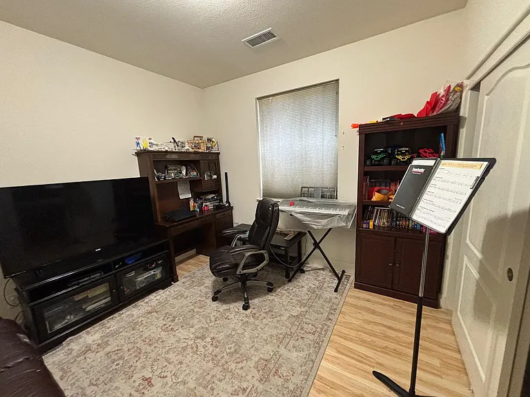 10184 Mesa Cortona Dr — Photo 21